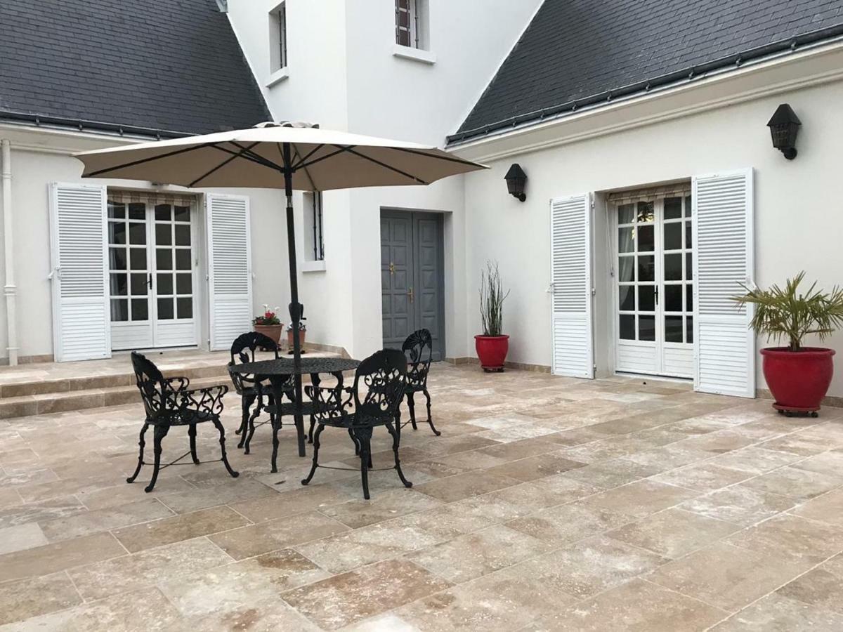 La Tour De Saint Cyr Bed & Breakfast Ngoại thất bức ảnh